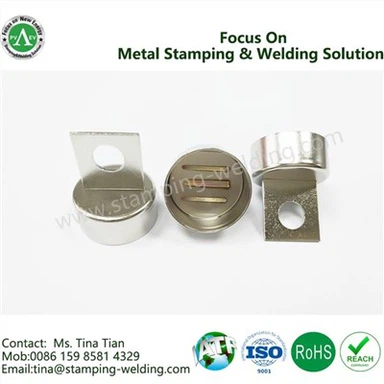 Pemasangan Tutup Tembaga Untuk Sekring EV