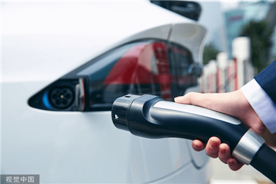 Eksekutif Otomotif Membuat Lubang Besar Dalam 'kelebihan kapasitas', Narasi S...